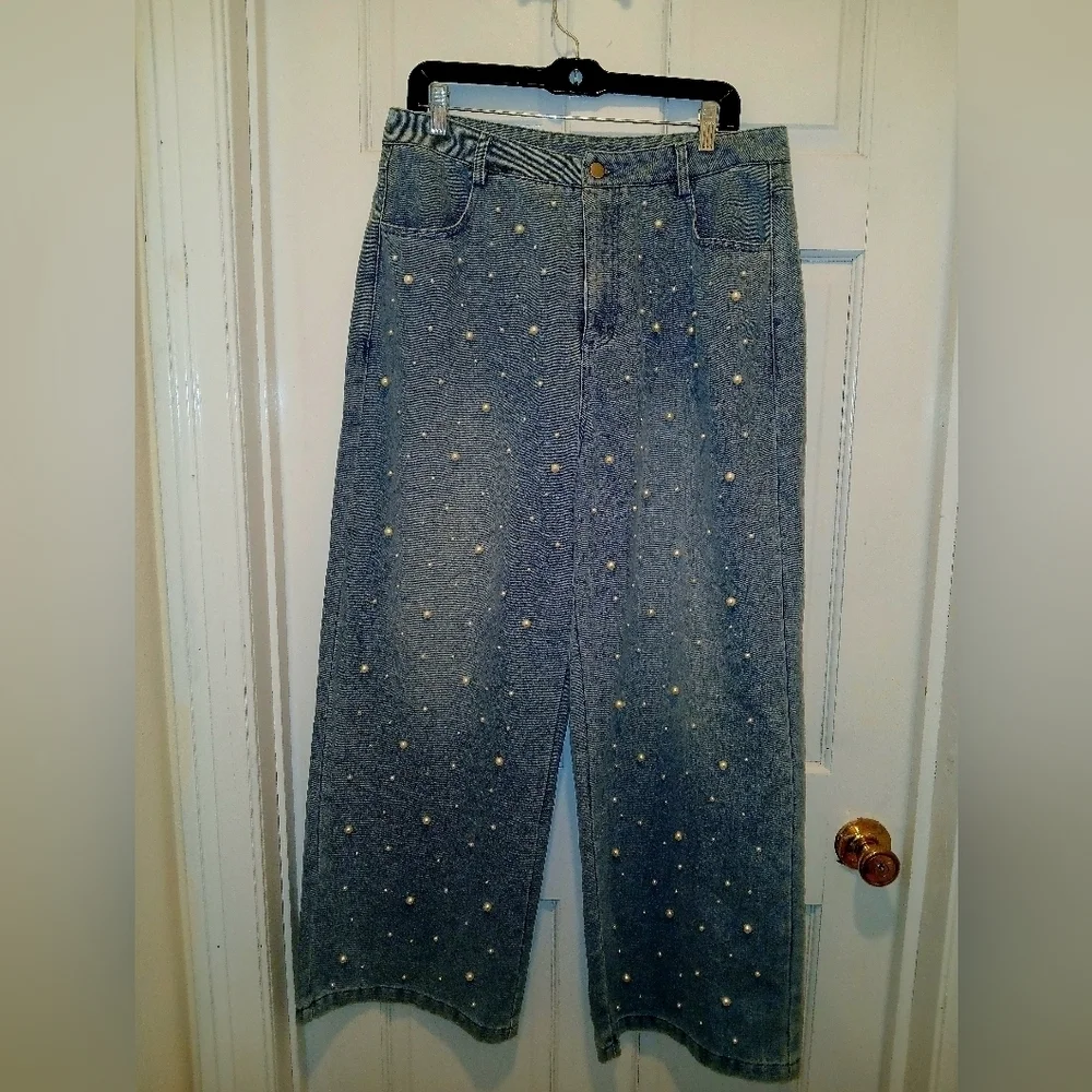 Chic Pearl Embellished Wide Leg Jeans